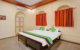 Treebo Cecil Resort Matheran